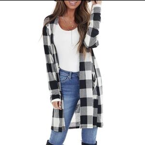 Button Buffalo Plaid Cardigan Duster Sweater Ivory Black Women’s Size Small